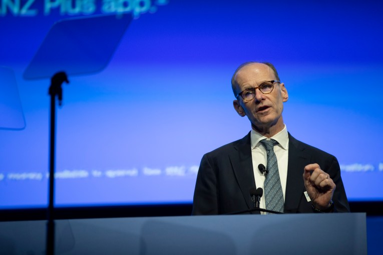 Bank boss gives up $1.5m bonus after outcry